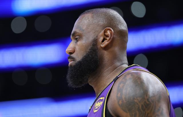 1740638114155089981.png 官方网站-湖人夏天操作让詹姆斯不满 季末拒绝再做无效降薪