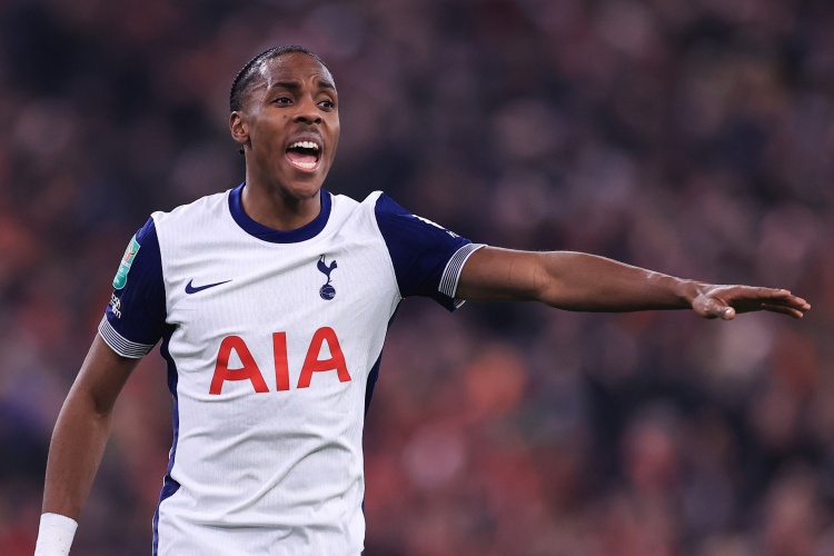 特尔通过社交媒体致谢支持者，强调种族主义绝无容身之所